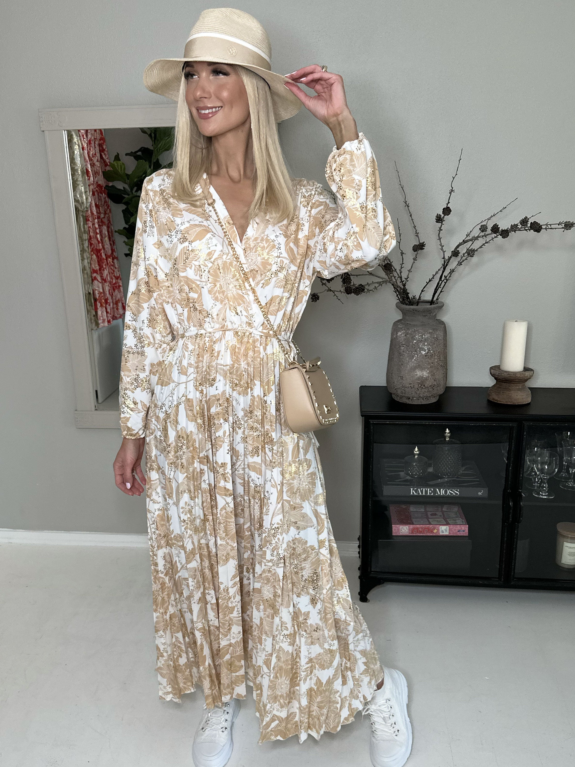 Marinella Flower - Smuk lang kjole med blomstermotiv